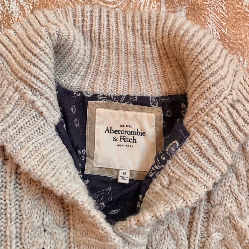 Abercrombie & Fitch Knit Wool Button Sweater - Picture 4 of 9